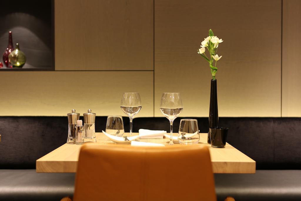 איפר Ariane Hotel מראה חיצוני תמונה